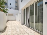 2-Bed Apartment for Rent in Al Mouj | OMR 700/mo | REF 673MC thumbnail 3