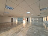 Office for Rent in Al Qurum | 320m² | OMR 7/m²/mo | REF 726YB thumbnail 5