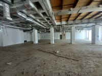 Showroom for Rent in Ruwi | 850m² | OMR 9,000/mo | REF 997GA thumbnail 6