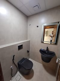4-Bed Villa for Rent in Madinat Al Sultan Qaboos | OMR 850/mo | REF 557YC thumbnail 12