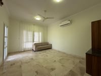 5-Bed Villa for Rent in Al Hail North | OMR 650/mo | REF 800YC thumbnail 5
