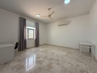 5-Bed Villa for Rent in Al Hail North | OMR 650/mo | REF 800YC thumbnail 19