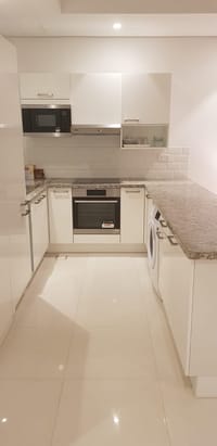 薩拉拉出租1臥室的度假小屋 | 每月220 OMR | REF 590GC 縮圖 2