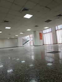 Showroom for Rent in Ruwi | 1280m² | OMR 1,600/mo | REF 244SB thumbnail 3
