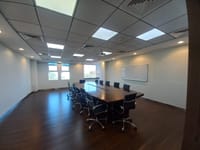 Ghala出租办公室 | 900m² | OMR 8,100/mo | REF 199MB 缩略图 3