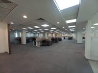 Ghala出租办公室 | 900m² | OMR 8,100/mo | REF 199MB 缩略图 4
