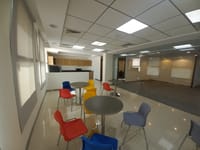 Ghala出租办公室 | 900m² | OMR 8,100/mo | REF 199MB 缩略图 5