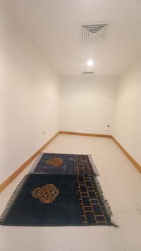 Ghala出租办公室 | 900m² | OMR 8,100/mo | REF 199MB 缩略图 16