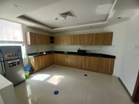 Ghala出租办公室 | 900m² | OMR 8,100/mo | REF 199MB 缩略图 17
