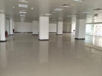 Showroom for Rent in Ghala | 700m² | OMR 4,200/mo | REF 376TA thumbnail 4