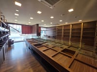 Shop for Rent in Madinat Al Sultan Qaboos | 93m² | OMR 900/mo | REF 700BC thumbnail 3