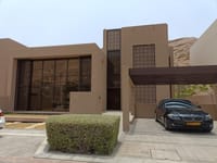 فيلا ثلاثة غرف نوم للإيجار في خليج مسقط | ر.ع. 1,500/شهر | REF 535TB صورة مصغرة 1