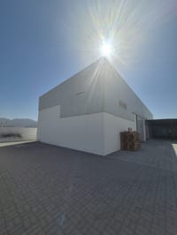 Al Jifnain 出租倉庫 | 1281m² | 每月 OMR 1,300 | REF 742LC 縮圖 2