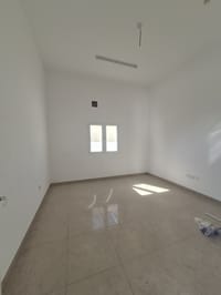 Al Jifnain 出租倉庫 | 1281m² | 每月 OMR 1,300 | REF 742LC 縮圖 6
