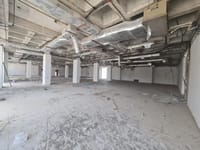 Building for Rent in Ruwi | 3550m² | OMR 9,000/mo | REF 643NB thumbnail 5