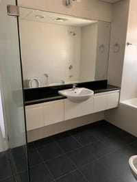 آپارتمان 2 خوابه برای فروش در مسقط هیلز | OMR 120,000 | REF 309MB تصویر بندانگشتی 2