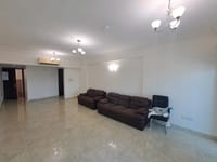 Office for Rent in Azaiba | OMR 375/mo | REF 976YB 縮圖 2