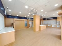 Showroom for Rent in Al Ghubra North | 600m² | OMR 6,000/mo | REF 931YB thumbnail 3