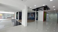 Showroom for Rent in Al Ghubra North | 600m² | OMR 6,000/mo | REF 931YB thumbnail 5