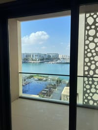 2-Bed Apartment for Rent in Al Mouj | OMR 1,000/mo | REF 454MC thumbnail 6