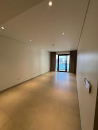 2-Bed Apartment for Rent in Al Mouj | OMR 1,000/mo | REF 454MC thumbnail 8