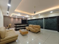 دفتر کار برای اجاره در غلا | 500 متر مربع | OMR 2,000/ماه | REF 590TB تصویر بندانگشتی 7