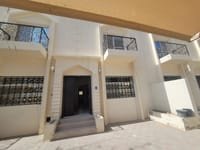 4 Bedroom Villa for Rent in Bawshar, Muscat thumbnail 1
