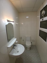 2-Bed Apartment for Rent in Al Khuwair | OMR 325/mo | REF 376GC thumbnail 7