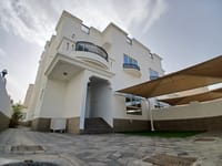 5 Bedroom Villa for Sale in Al Mawalih North, Muscat thumbnail 1