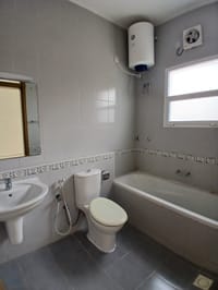 5 Bedroom Villa for Sale in Al Mawalih North, Muscat thumbnail 17