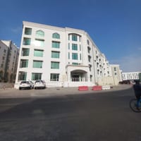 馬斯喀特灣 Madinat Al Sultan Qaboos 出租辦公室 | 300m² | 每月 OMR 1,200 | REF 498TB 縮圖 1