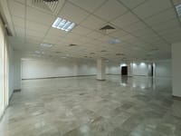 馬斯喀特灣 Madinat Al Sultan Qaboos 出租辦公室 | 300m² | 每月 OMR 1,200 | REF 498TB 縮圖 7