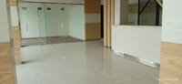 Showroom for Rent in Ruwi | 265m² | OMR 620/mo | REF 613NB thumbnail 6