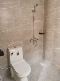 Al Amerat 出售 3 臥室別墅 | OMR 100,000 | REF 52GB 縮圖 5