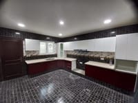 6-Bed Townhouse for Sale in Al Mawaleh North | OMR 90,000 | REF 365TA thumbnail 4