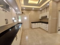 6-комнатная вилла на продажу в Аль-Хоудхе | OMR 160 000 | REF 59BB миниатюра 3