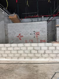 Azaiba 出租商鋪 | 153m² | 每月 OMR 2,000 | REF 648MC 縮圖 2