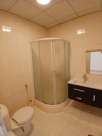 3-Bed Villa for Rent in Al Qurum 29 | OMR 700/mo | REF 813GC thumbnail 10