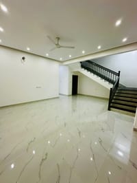 ویلا ۶ تخته برای فروش در المعبیلة | OMR 90,000 | REF 579IC تصویر بندانگشتی 8