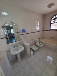 4-Bed Villa for Rent in Shatti Al Qurum | OMR 1,400/mo | REF 807SC thumbnail 13