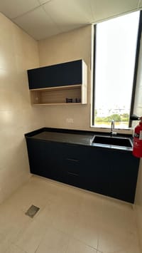Office for Rent in Azaiba | 83m² | OMR 600/mo | REF 721MC thumbnail 5