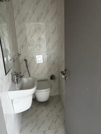 1-Bed Apartment for Sale in Azaiba | OMR 45,000 | REF 441GB thumbnail 6