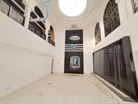 فيلا تجارية للإيجار في القرم | 380م² | ر.ع. 2,500/شهر | REF 702YC صورة مصغرة 2