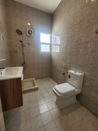 1-Bed Penthouse for Rent in Al Khuwair 33 | OMR 200/mo | REF 570ME thumbnail 10