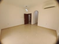 تاون‌هاوس 6 خوابه برای اجاره در شاطئ القرم | OMR 1,000/mo | REF 32MA تصویر بندانگشتی 2