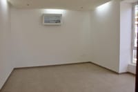 6-комнатная вилла на продажу в Мадинат аль-Султан Кабус | OMR 265 000 | REF 492TB миниатюра 4