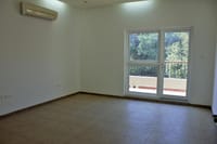 6-комнатная вилла на продажу в Мадинат аль-Султан Кабус | OMR 265 000 | REF 492TB миниатюра 5