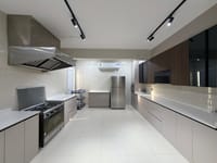 巴士拉7卧室别墅出售 | OMR 380,000 | REF 553IC 缩略图 8