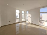 Office for Rent in Madinat Al Sultan Qaboos, Muscat thumbnail 2