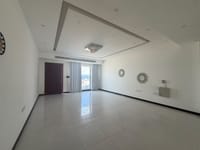 Al Hail North 出租商業別墅 | 280m² | 每月 OMR 1,000 | REF 823IC 縮圖 4